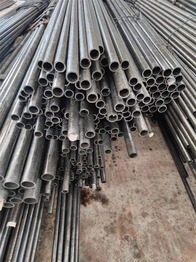 兰州精密光亮无缝钢管厂